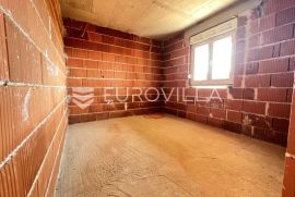 Pula, Busoler - moderni stan B u zgradi novogradnje na mirnoj lokaciji NKP 57.28 m2, Pula, Appartment