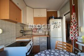 Novi Sad, Bulevar Oslobođenja, Bulevar oslobođenja, 3.5, 75m2, Novi Sad - grad, Apartamento