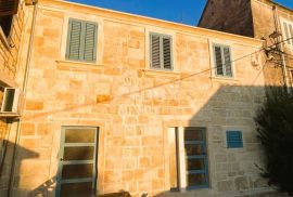 OTOK KORČULA, ŽRNOVO - Restaurirana kamena kuća, 4km od Korčule, Korčula, House