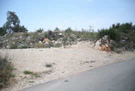 OTOK KRK, LINARDIĆI - Građevinski teren 657 m2, Krk, Land