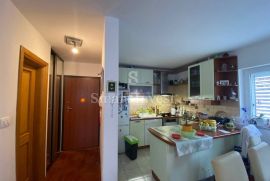 MOŠĆENIČKA DRAGA, stan od 90 m2, 2S+DB, s pogledom na more, Mošćenička Draga, Appartement