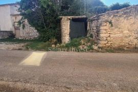 KANFANAR, kamena kuća u nizu od 90 m2, Kanfanar, بيت