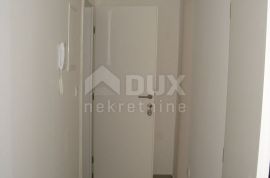 OTOK KRK, MALINSKA - Apartman 1S+DB u prizemlju sa vrtom, Malinska-Dubašnica, Flat