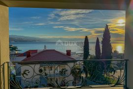 OPATIJA, CENTAR - 3S+DB stan 140m2 u novogradnji u centru Opatije, garaža, terasa, pogled na more, Opatija, Appartement