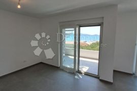 SUKOŠAN - PENTHOUSE S5 2. KAT S POGLEDOM NA MORE, 100M OD MORA, Sukošan, Kвартира