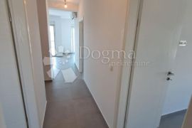 SUKOŠAN - PENTHOUSE S5 2. KAT S POGLEDOM NA MORE, 100M OD MORA, Sukošan, Apartamento