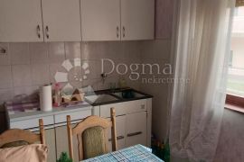 Kuća u centru Krapine sa 1.053m² okućnice, Krapina, House