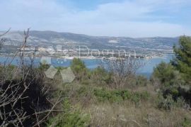 GRAĐEVNO ZEMLJIŠTE S POGLEDOM NA MORE, Trogir, Γη