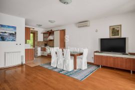 IČIĆI, stan 120 m2 ,3S+DB u blizini mora, s garažom i pogledom, Opatija - Okolica, Stan