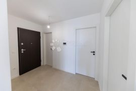 USELJIVA NOVOGRADNJA PRIVLAKA, Privlaka, Flat