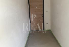 RAB-NOVOGRADNJA, 1S+DB OD 47 m2, PARKING, Rab, Appartamento