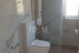 RAB-1S+DB OD 51,5 m2, PARKING, SPREMIŠTE, BLIZINA CENTRA, Rab, Appartement