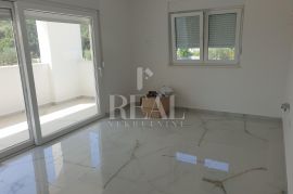 RAB-1S+DB OD 51,5 m2, PARKING, SPREMIŠTE, BLIZINA CENTRA, Rab, Appartement