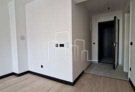 Trosoban stan Otoka novogradnja, Sarajevo Novi Grad, Apartamento