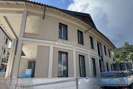 OPATIJA, CENTAR – gradska vila s hotelskim sadržajem, concierge, recepcija, wellness, garaža, jedinstvena nekretnina, Opatija, Σπίτι