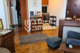 Stan na top lokaciji ID#127952, Zemun, Appartement