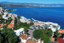 OPATIJA, luksuzan stan s bazenom i okućnicom u novogradnji (S1), Opatija, Wohnung