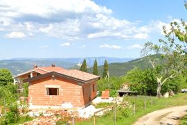 ISTRA, MOTOVUN - Kuća u izgradnji, Motovun, Дом