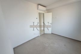 ISTRA - POREČ - 3SOBAN + DB STAN + VRT I POGLEDOM NA MORE!, Poreč, Apartamento