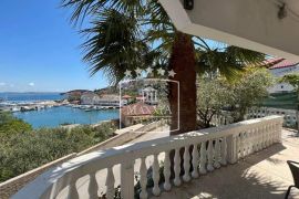 Kali - Mediteranska kuća uz more 290m2! Vrhunski pogled! 449000€, Kali, بيت