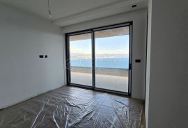 OPATIJA, LUKSUZAN PENTHOUSE S KROVNIM BAZENOM I TOP POGLEDOM NA MORE!, Opatija, Appartment