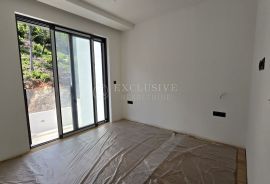 OPATIJA, LUKSUZAN PENTHOUSE S KROVNIM BAZENOM I TOP POGLEDOM NA MORE!, Opatija, Appartment