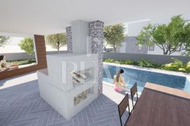 Tribunj vila s bazenom P+1 200m2, Tribunj, Kuća