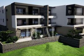 Stan 73,40m2 2S+DB+terasa 20m2 + vrt 46m2, Šibenik - Okolica, Διαμέρισμα