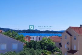 VODICE, novo, 2. kat, 450 m do plaže, pogled na more, lift, spremište, Vodice, Wohnung