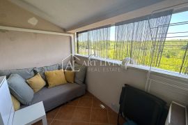 Umag-okolica, stan na TOP lokaciji 200 m od mora, Umag, Apartamento