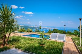 OPATIJA, stan 3S+DB s pogledom na more u novogradnji s bazenom, Opatija, Wohnung