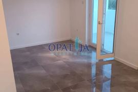 STAN CRIKVENICA 31 m2 200 m od mora, Crikvenica, Appartamento