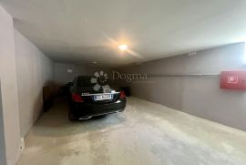 Novouređen stan u Štinjanu sa pogeldom na more, Pula, Apartamento