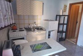 GARSONJERA   ČIOVO, Trogir, Appartement