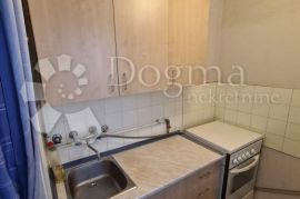 ZGODNA GARSONIJERA 27 M2 S VELIKIM BALKONOM U SOPOTU, Novi Zagreb - Istok, Flat