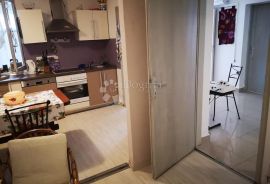 Prostrani apartman 79.36m² u centru Crikvenice!, Crikvenica, Flat