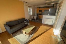 Viškovo 2s+db novogradnja balkon odmah useljivo, Viškovo, Flat