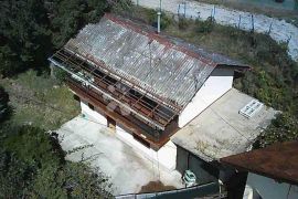 Vikendica na brijegu iznad Krapinskih Toplica, Krapinske Toplice, Haus