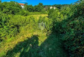 Kanfanar, okolica, starina za renovaciju sa dvorištem, Kanfanar, House