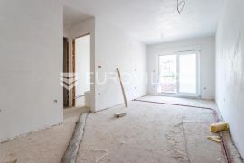 Makarska, funkcionalan jednosoban stan   NKP 40, 92 m2, Makarska, Flat