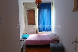 Voždovac, Vojvode Stepe, lep adaptibilan stan 46+8m2 terasa, Voždovac, Apartamento