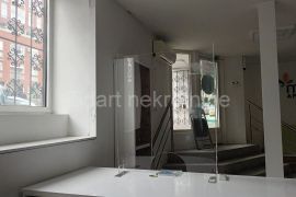 Voždovac, Vojvode Stepe, izdavanje lokala 85m2, Voždovac, Commercial property