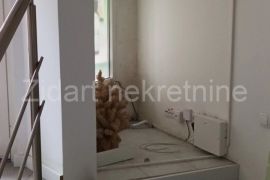 Voždovac, Vojvode Stepe, izdavanje lokala 85m2, Voždovac, Propiedad comercial