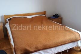 Karaburma, Patrisa Lumumbe, prodaja sa nameštajem, Palilula, Appartment