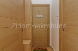 Jelena Anžujska, 46m2, Hitno, Preporuka, Čajetina, Appartement