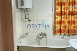 Stan Pećine - 3SKL - za potpunu renovaciju, Rijeka, Wohnung