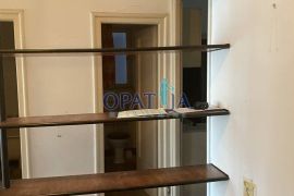 Stan Pećine - 3SKL - za potpunu renovaciju, Rijeka, Appartement