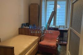 Stan Pećine - 3SKL - za potpunu renovaciju, Rijeka, Appartement