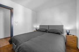 Moderan stan u novogradnji, Poreč, Istra, Poreč, Apartamento