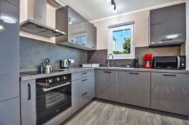 Moderan stan u novogradnji, Poreč, Istra, Poreč, Apartamento